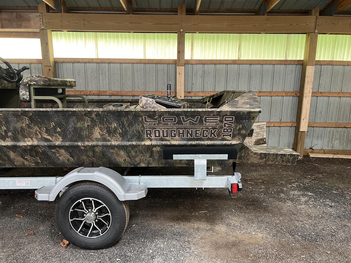 2025 Lowe Boats RX1870 Pathfinder