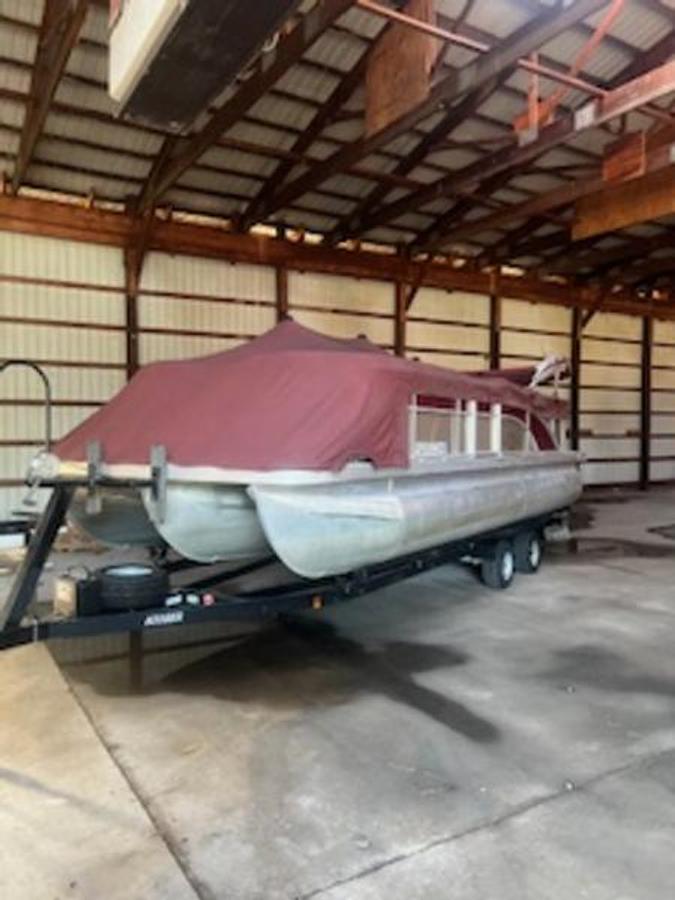 Used 2015 Bennington 22 SLX