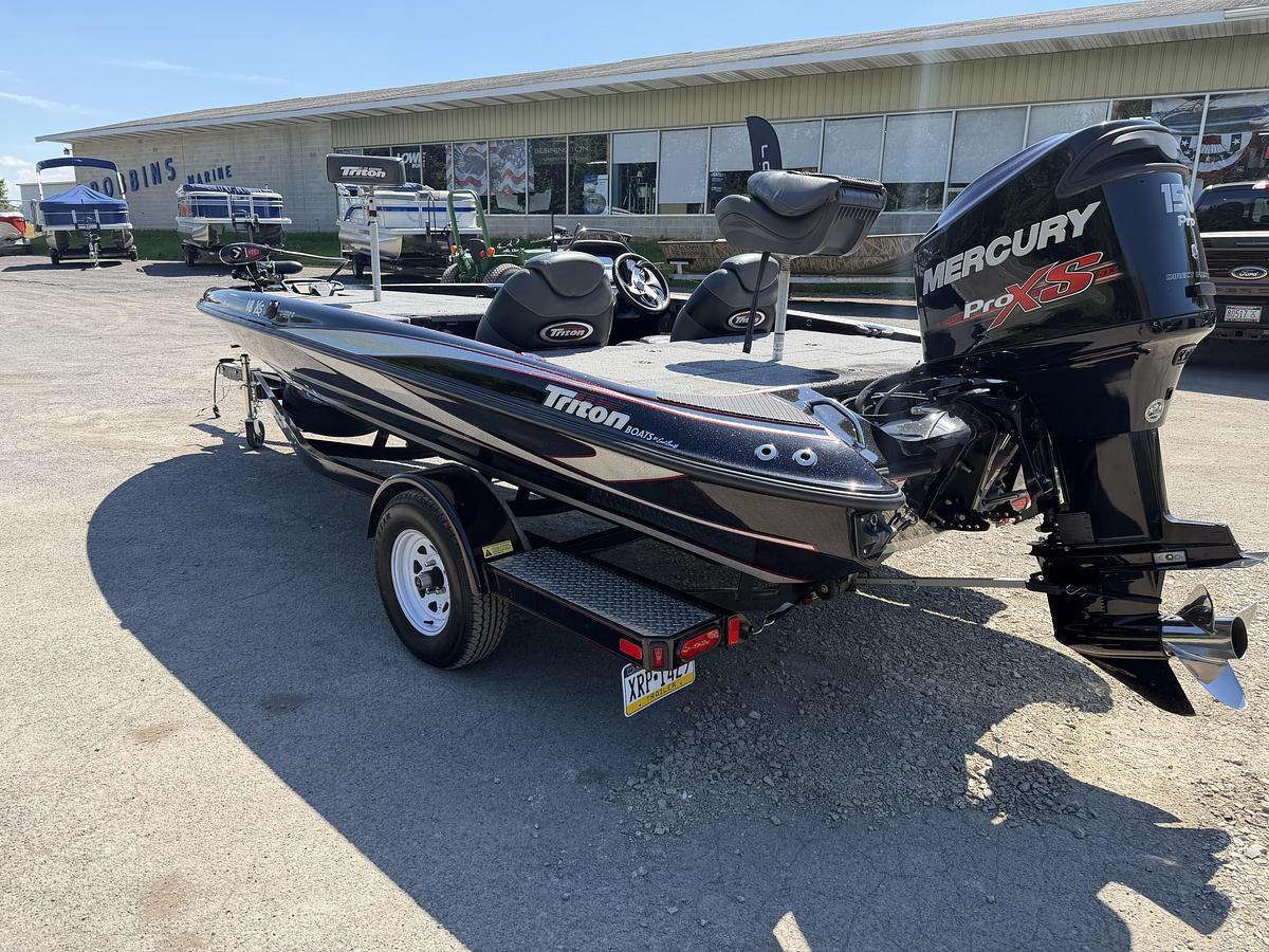 Used 2014 TRITON 18XS