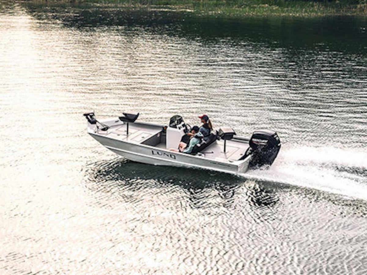 2026 Lund 1760 Predator SS