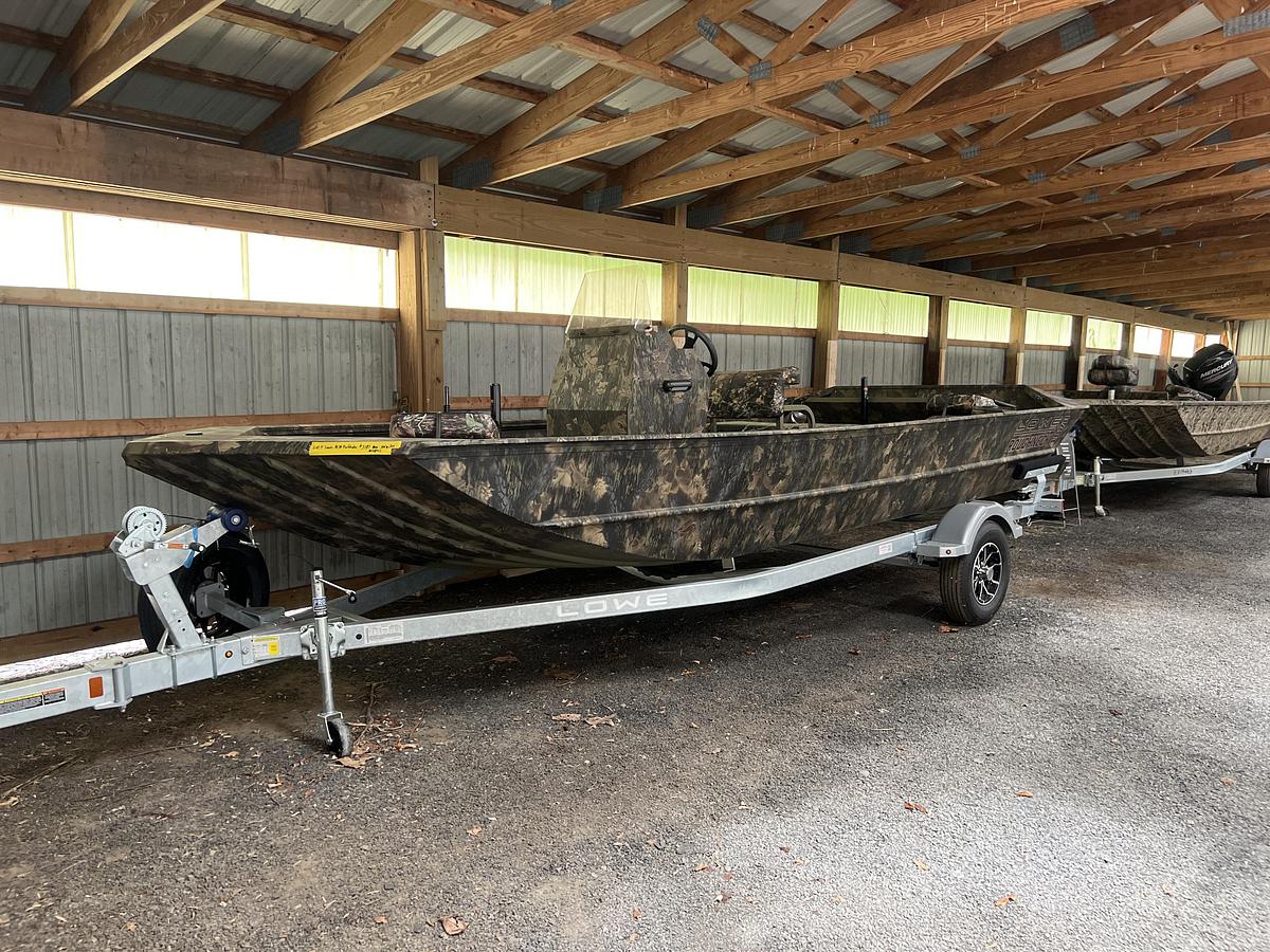 2025 Lowe Boats RX1870 Pathfinder