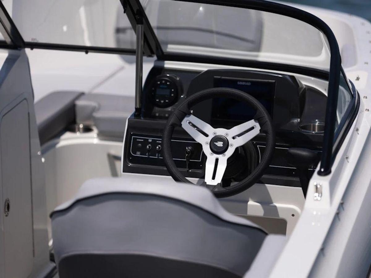 2026 Bayliner VR4 Outboard Base