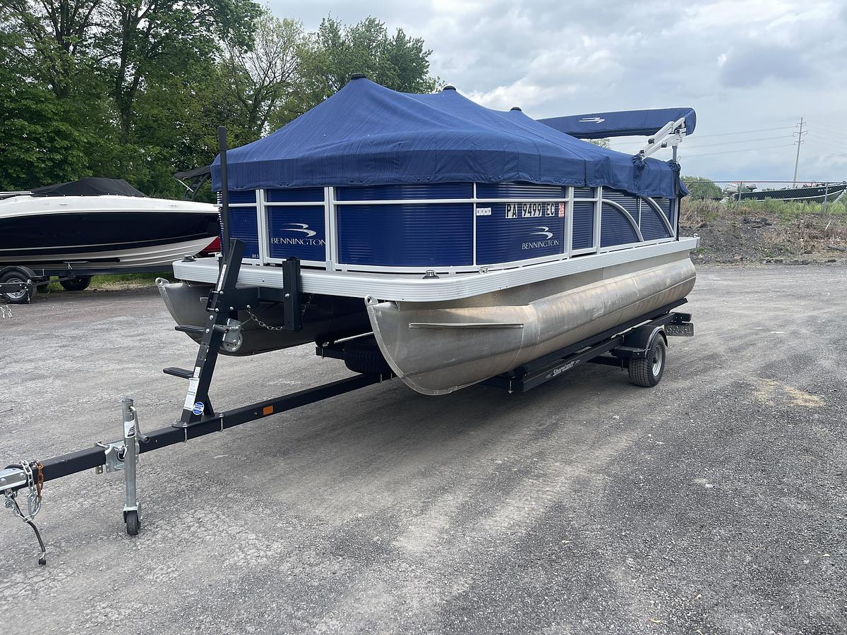 Used 2023 Bennington 168slj
