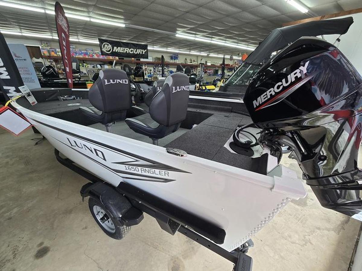 2026 Lund 1650 Angler SS