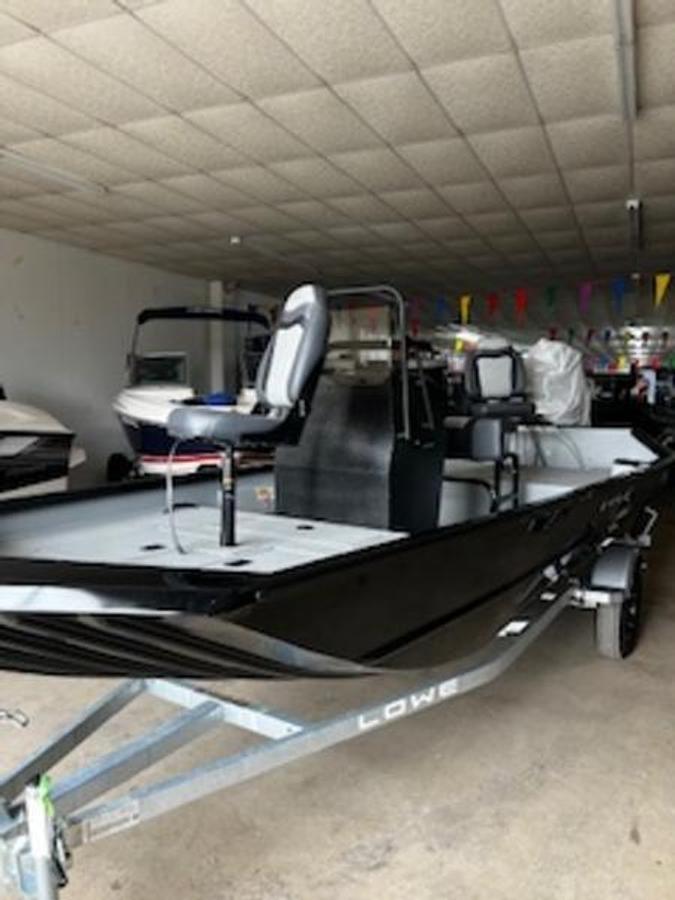 2026 Lowe Boats RX1760 Pathfinder