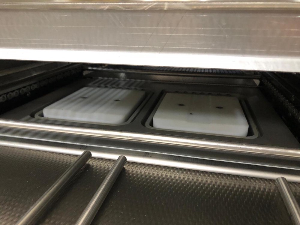 Used Multivac T300 automatic traysealer