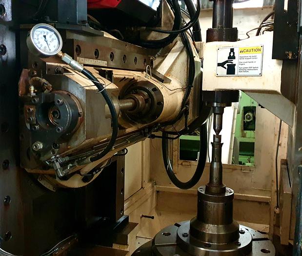 Used Mitsubishi GC40 (5 axis) CNC Gear Hobbing Machine