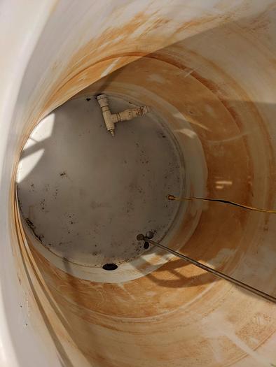 Used TK-14: 500 Gallon Vertical Tank with Mixer