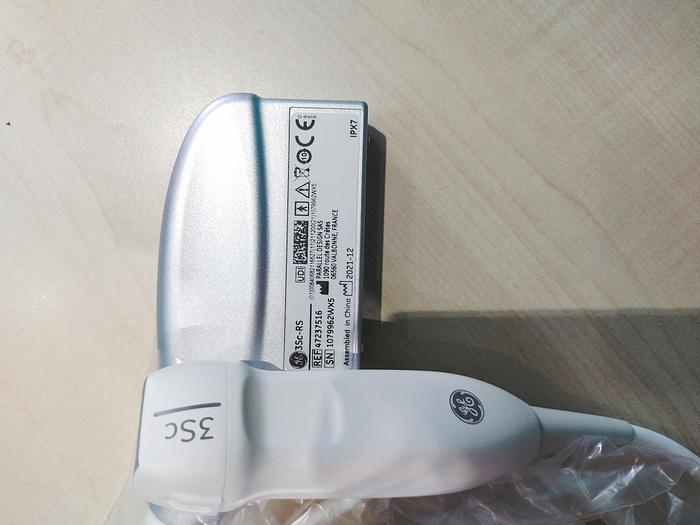 Gebraucht GE Vivid T8 Ultraschallsystem für Herz- und Gefäß-Ultraschall mit Kardio Sonde SW: R1.0.7