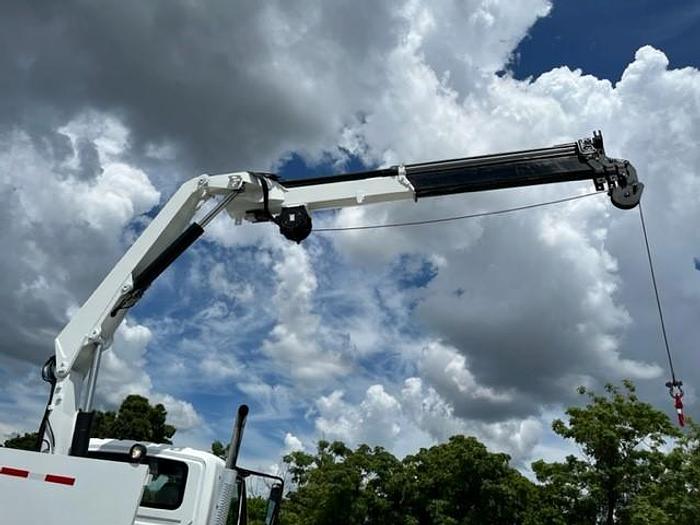 Used PM 12023 11,905 lbs Knuckle Boom on 2013 International 4300 Reg Cab Flatbed Truck - C83944