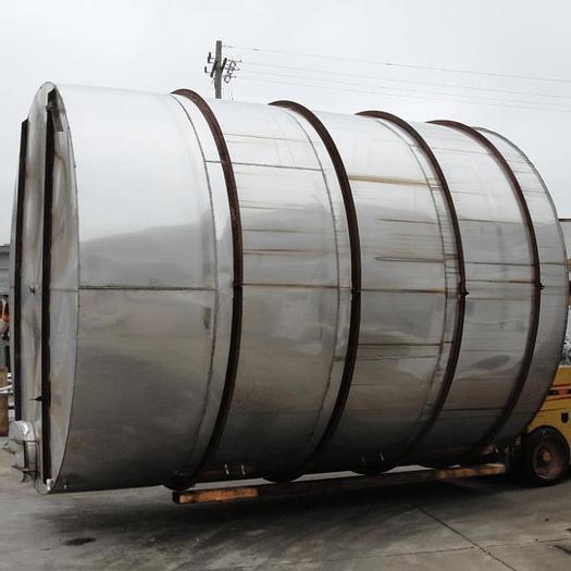 Used 8,450 GALLON VERTICAL STORAGE TANK – S/S