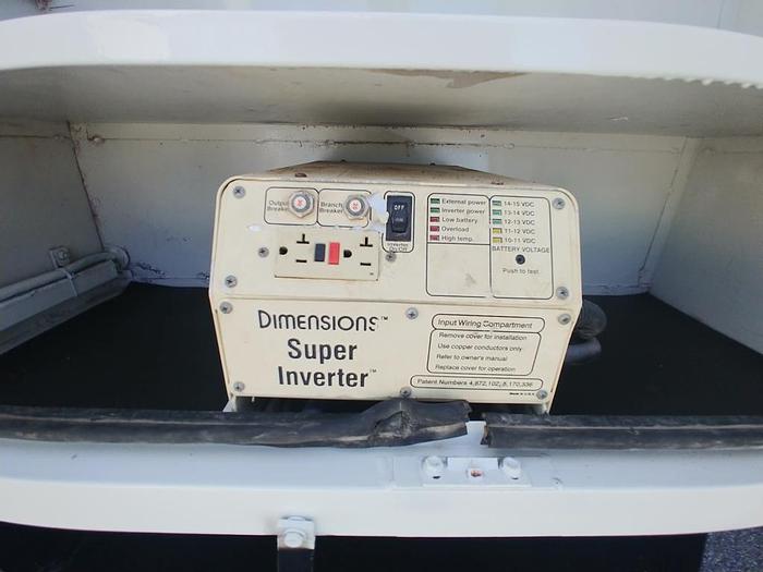 Used 2009 Ford F750 Utility Altec DM47-TR Digger Derrick