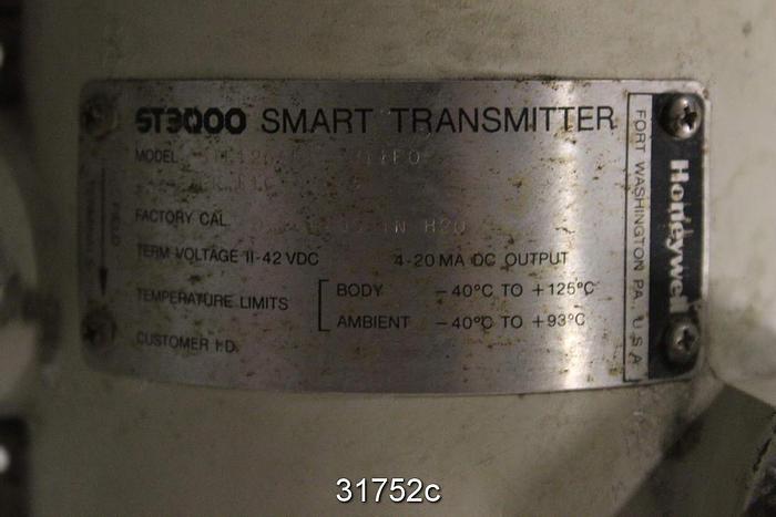 Used Honeywell ST3000 Differential Pressure Transmitter #31752