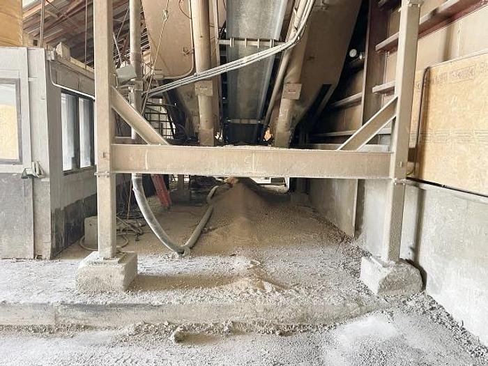 Used 1994 Ross Rustler II Portable Concrete Batch Plant