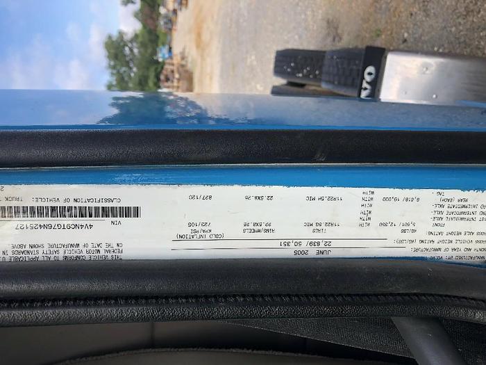 Used 2006 Volvo VNL