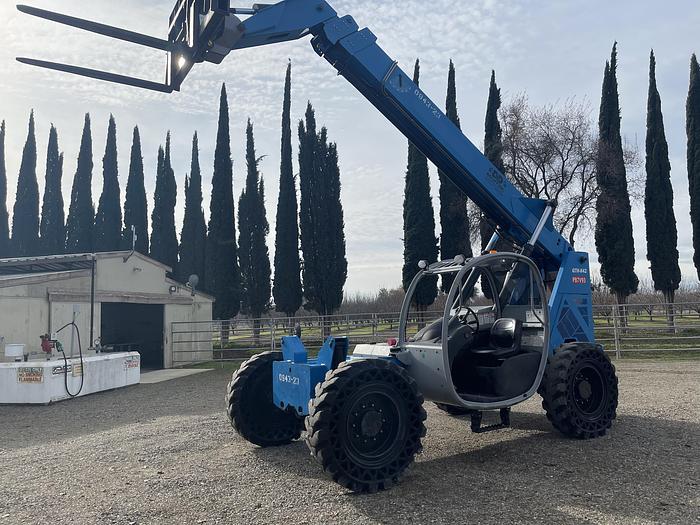 Used 2008 GENIE GTH842