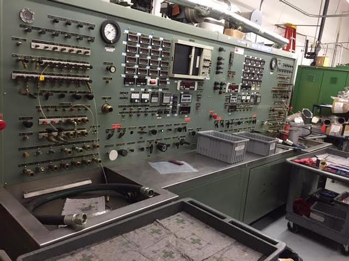 1999 Bauer dual station testing stand