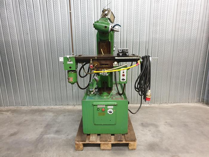 Used Harrison 600 milling machine