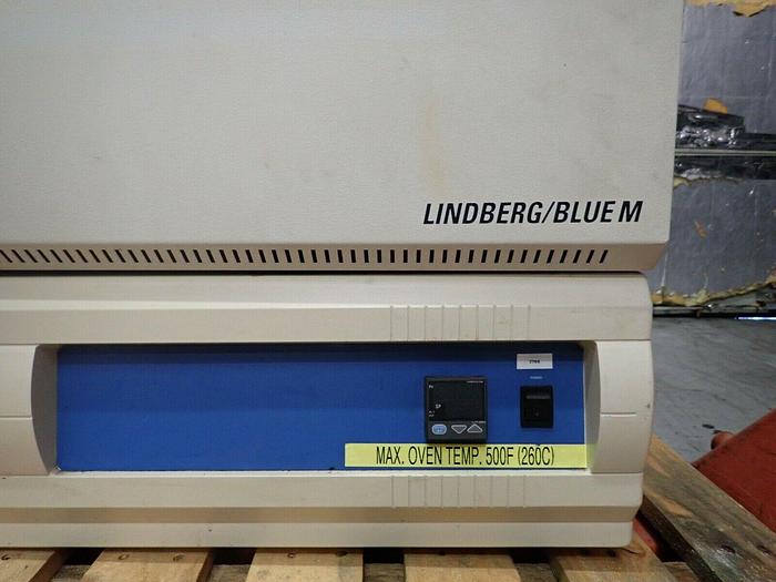 Used Thermo Electron Lindberg/Blue M Model MO1450A-1 40-300°C Mechanical Oven