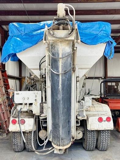 Used 1998 Reimer 9 Yard Volumetric Mixer Truck