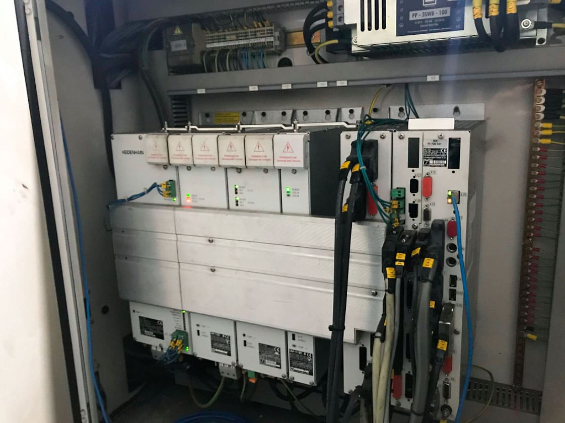 Used Kondia HM-1060 - Vertical Machining centre - 2001