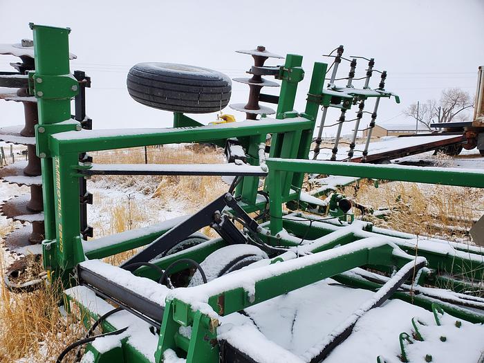 Used 22' Great Plains 2200TT Turbo-Till