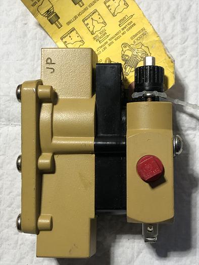 Master Pneumatic A60041  Single Point injection lubricator for air tools 1/2"(MP)