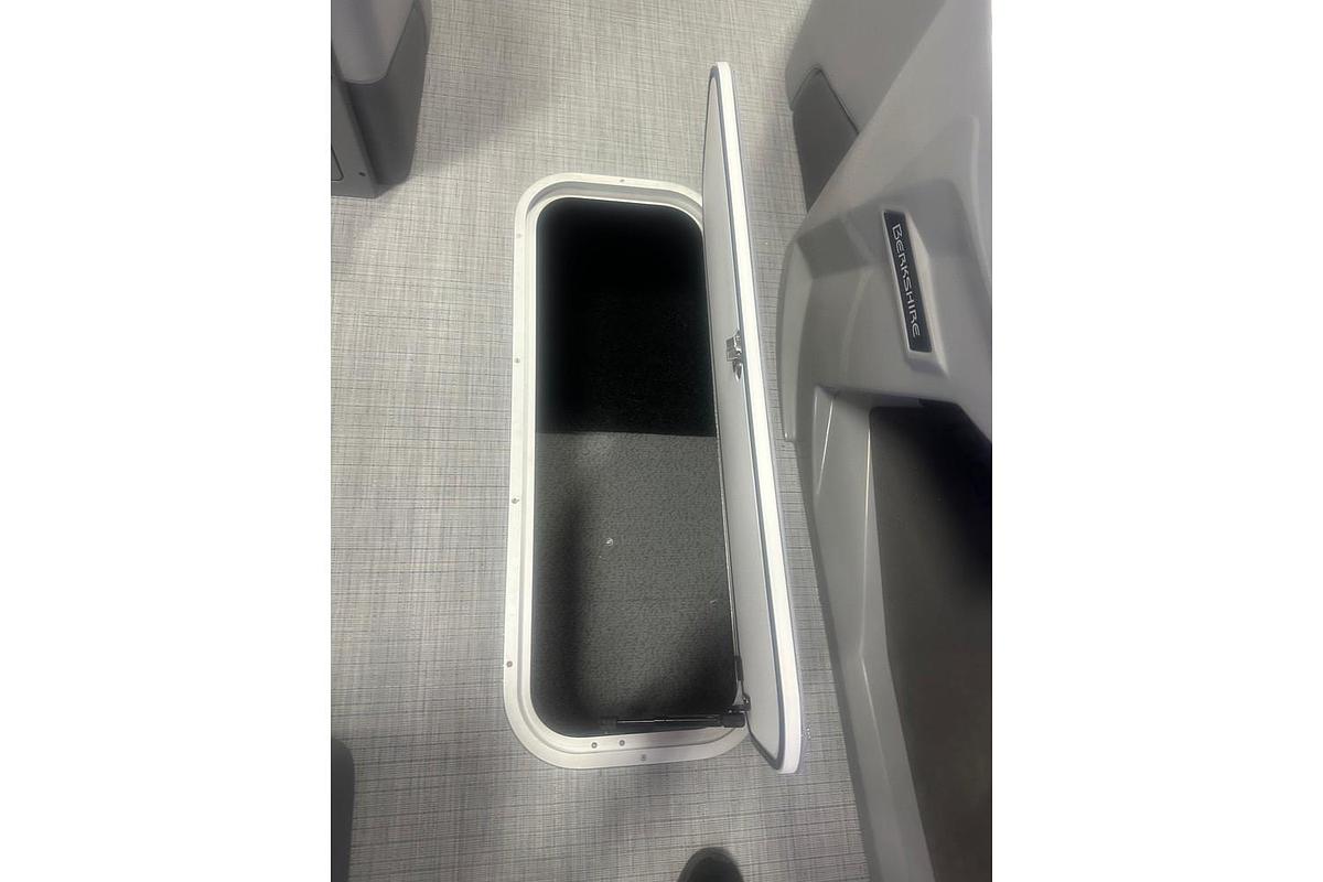 2025 Berkshire Pontoons STS Series 21CL STS