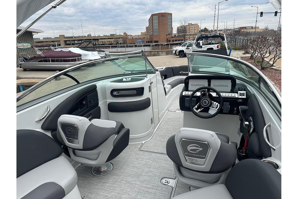 2025 Crownline SS Series 290 SS