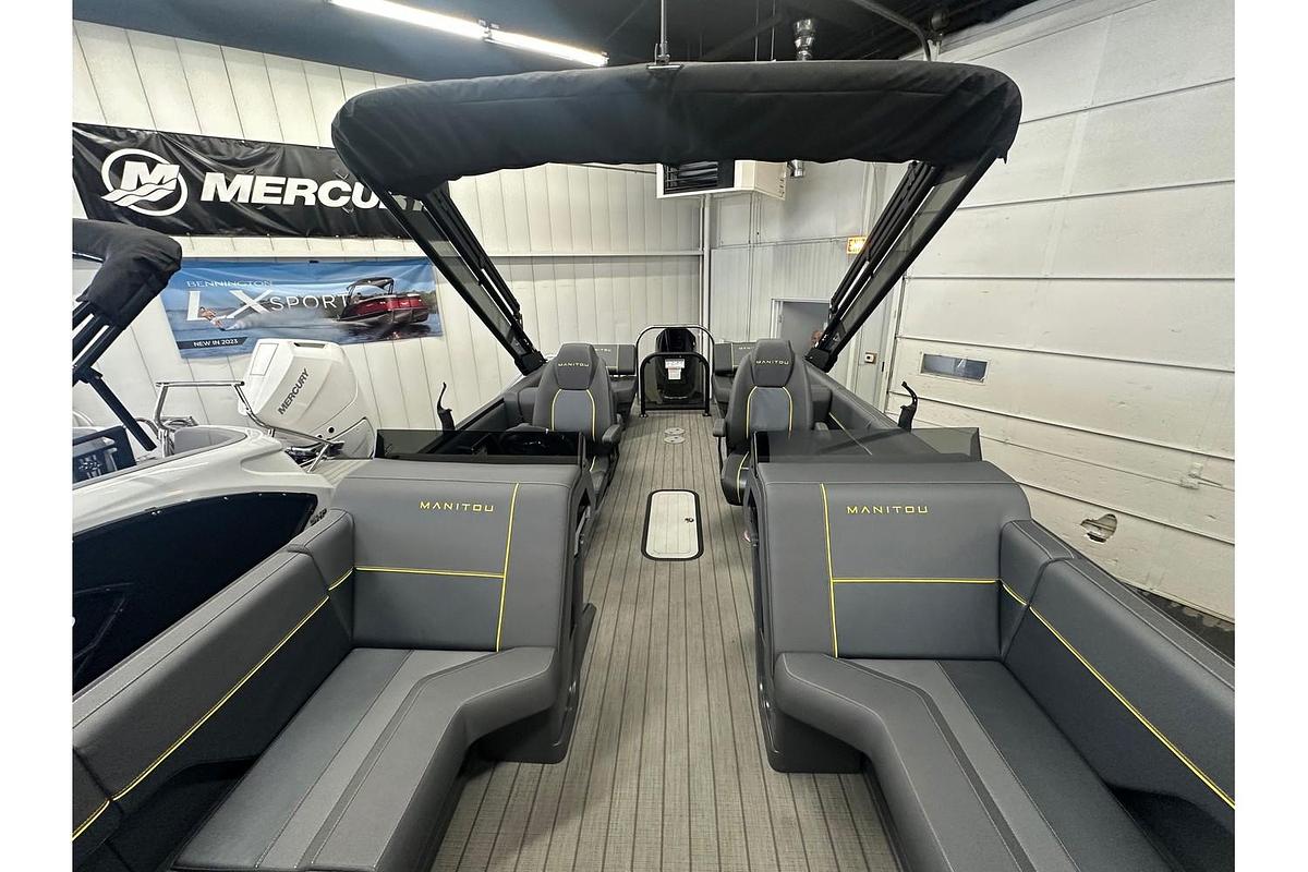 2025 Manitou Explore 24 Navigator