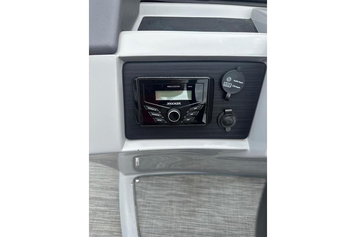 Used 2021 Bennington 25 LCW
