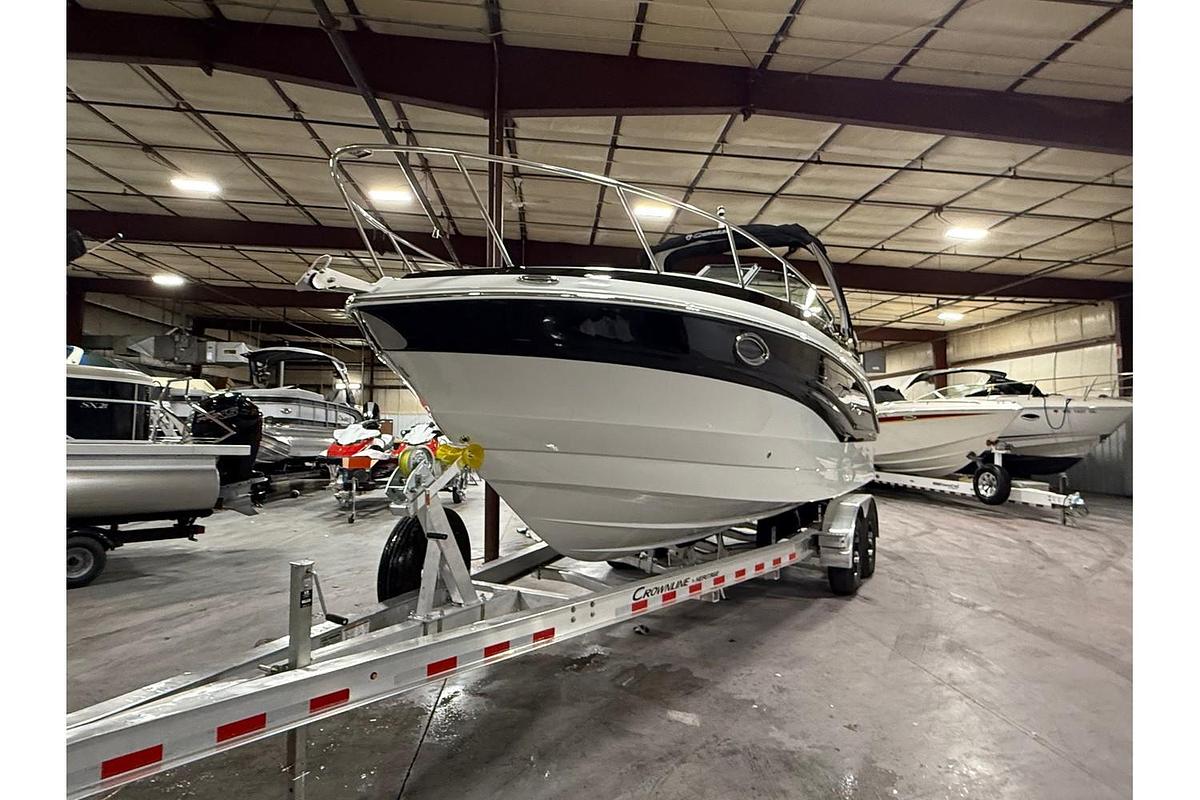 2025 Crownline CR Series 270 CR