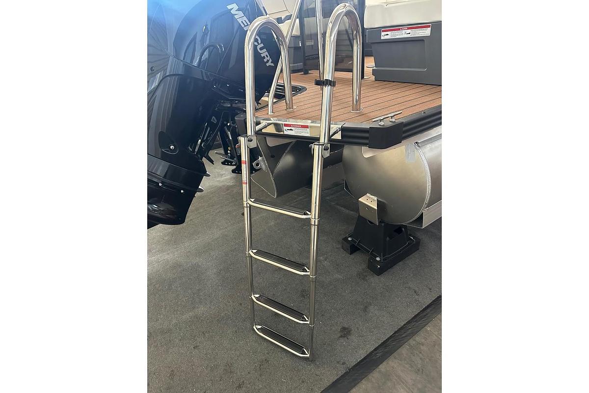 2025 Manitou Explore 22 Navigator