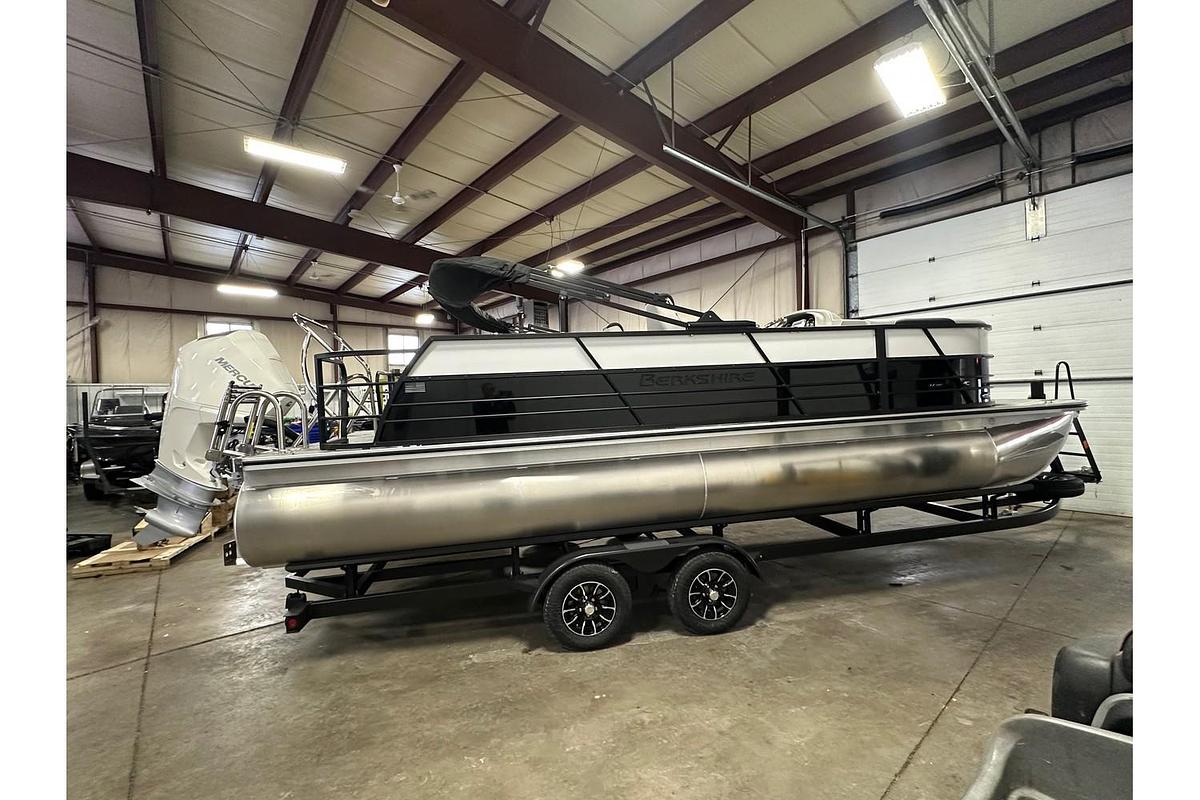 2026 Berkshire Pontoons LE Series 24UL LE B