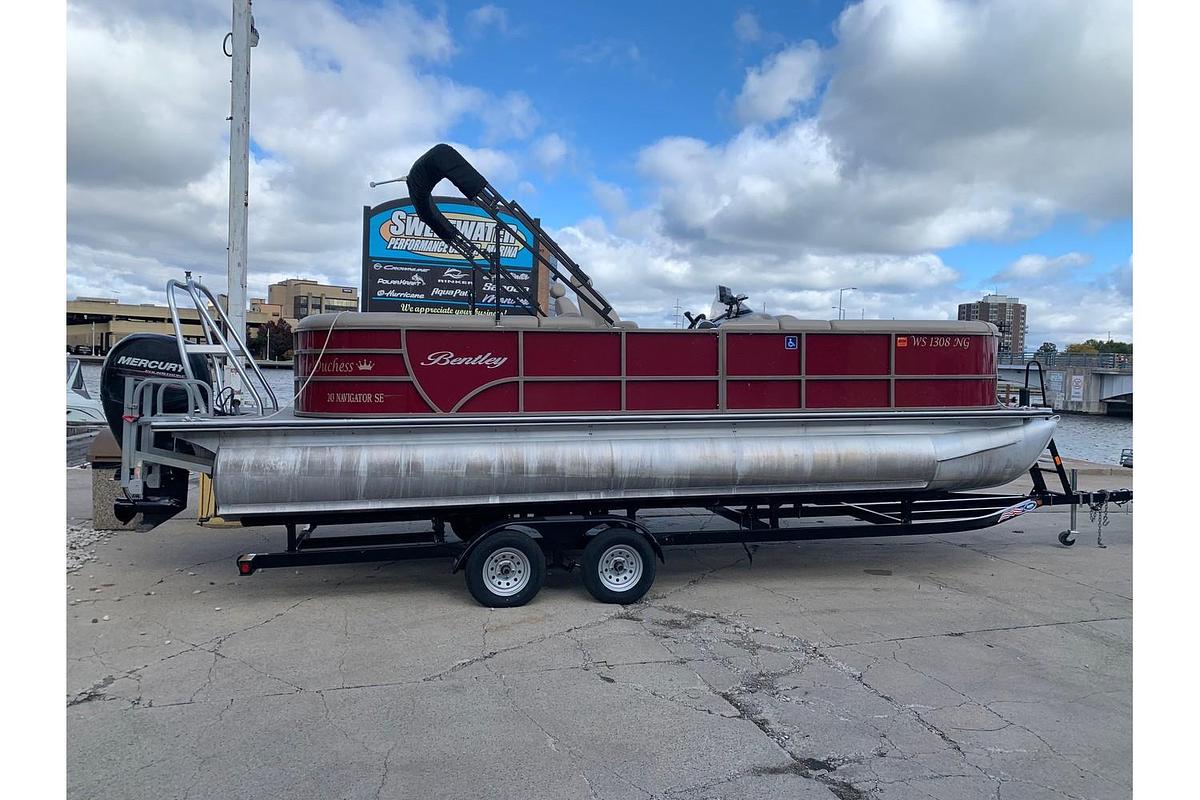 Used 2020 Bentley Pontoons Bentley 243 Cruise (3/4 Tube)