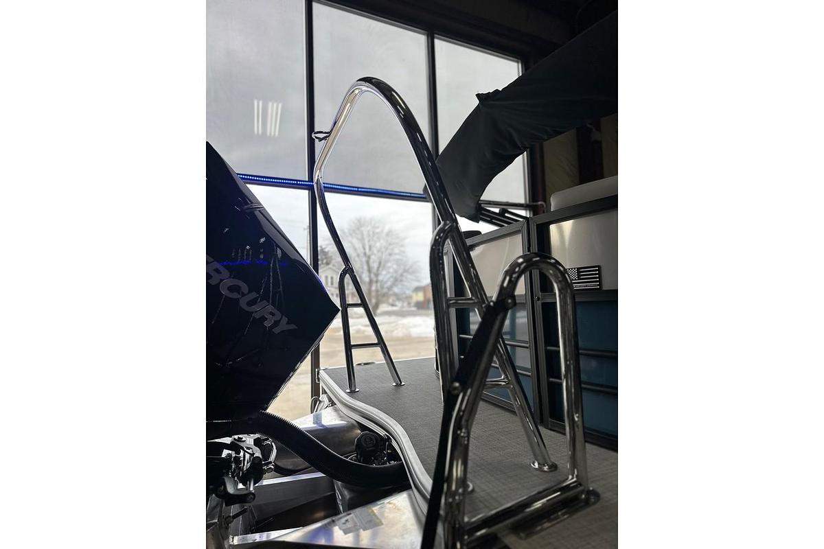 2026 Berkshire Pontoons CTS Series 24RFX CTS