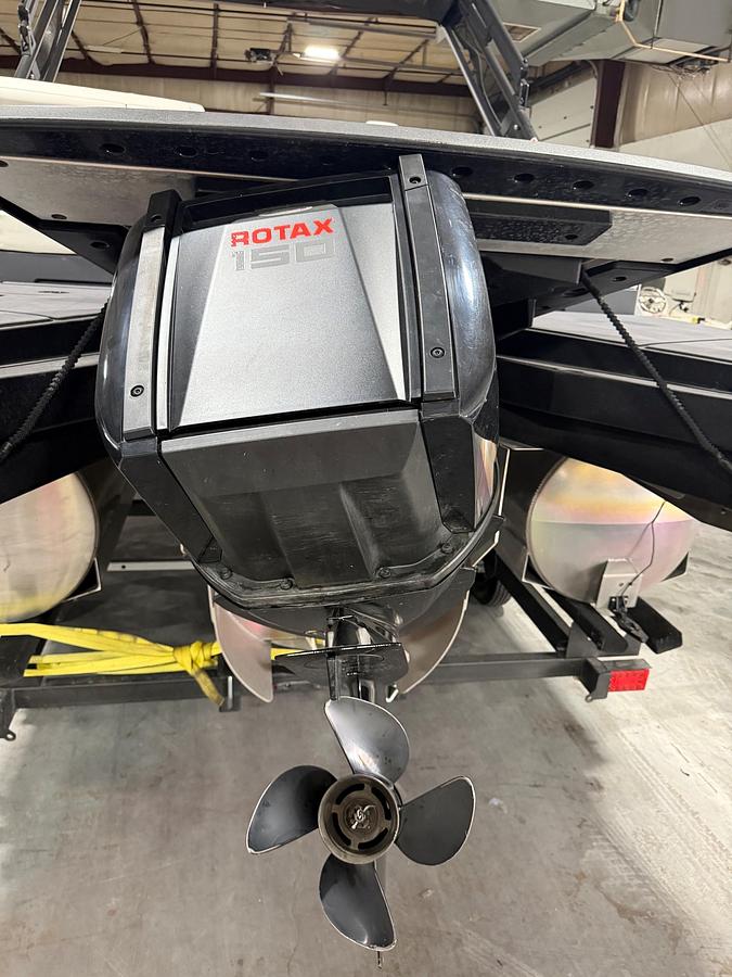 Used 2023 Manitou 22 Explore Navigator