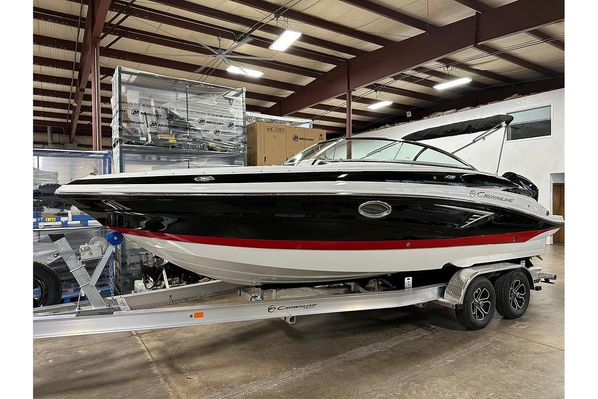 2024 Crownline 250 XSS
