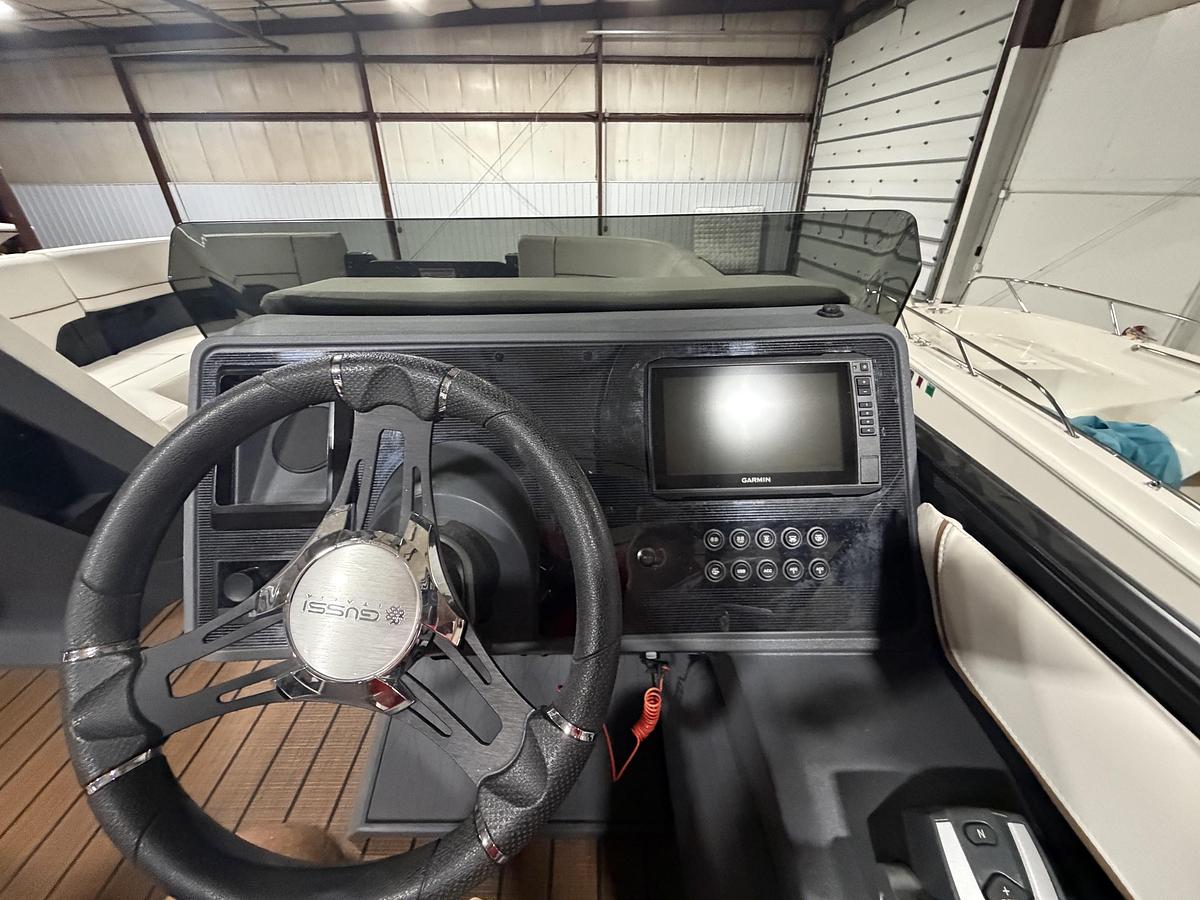 Used 2023 Manitou 22 Explore Navigator