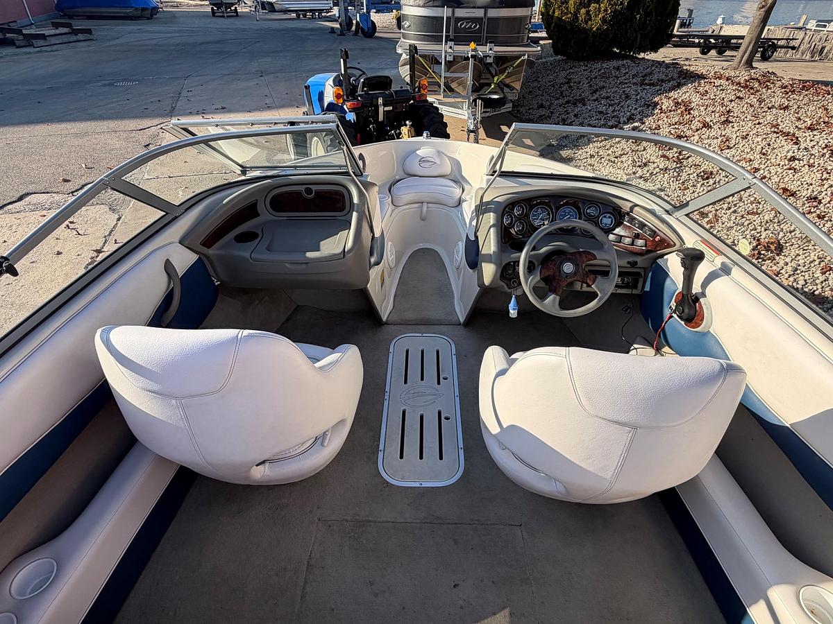 Used 2003 Crownline 180BR