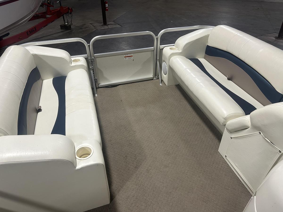 Used 2004 Lowe Trinidad 222