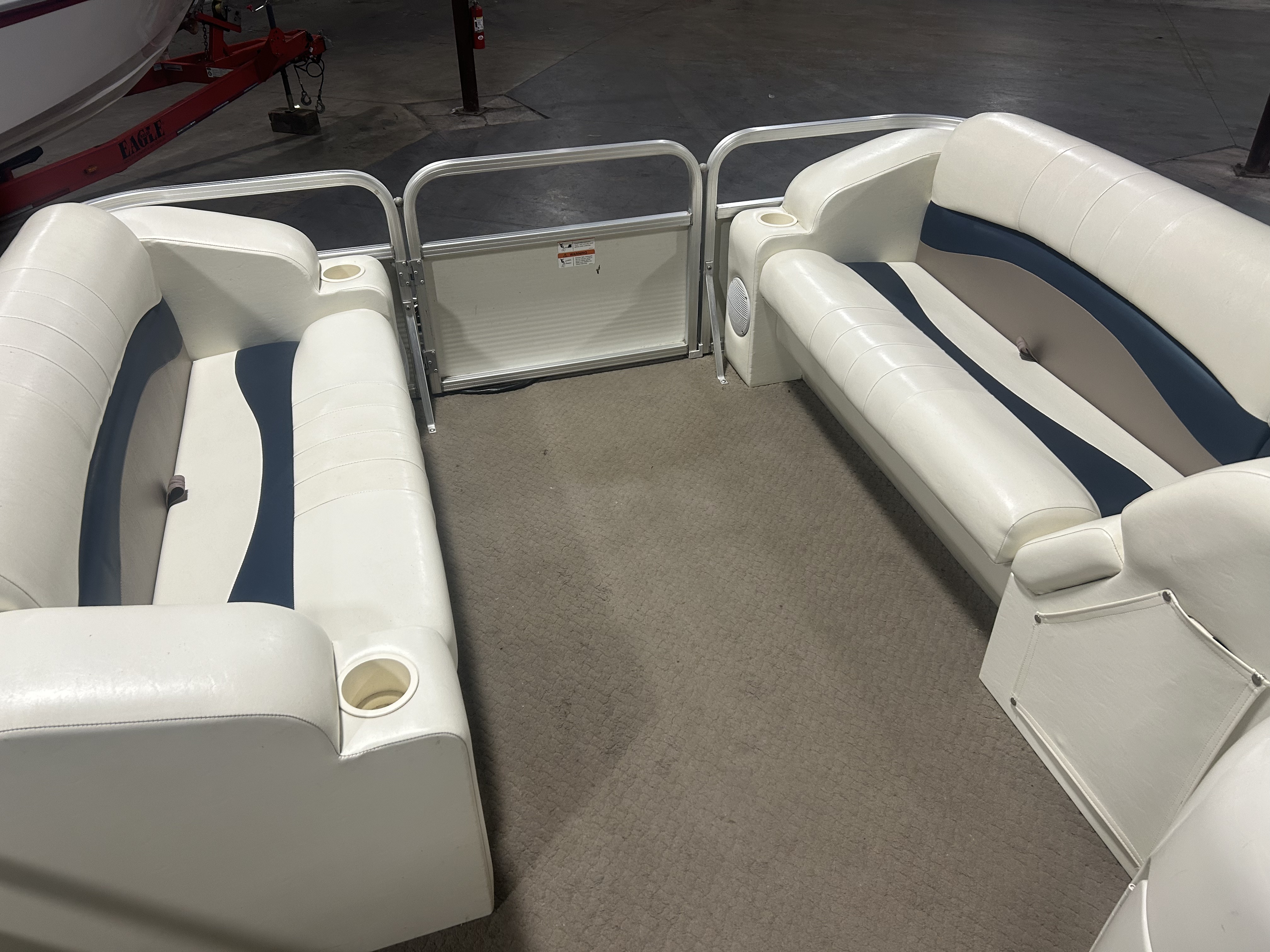 Used 2004 Lowe Trinidad 222