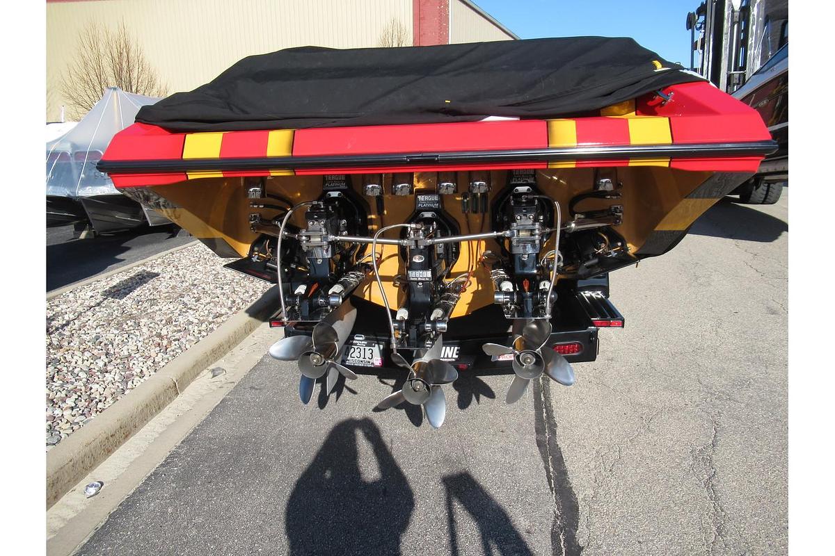 Used 1998 Fountain Boats 42 Lightning
