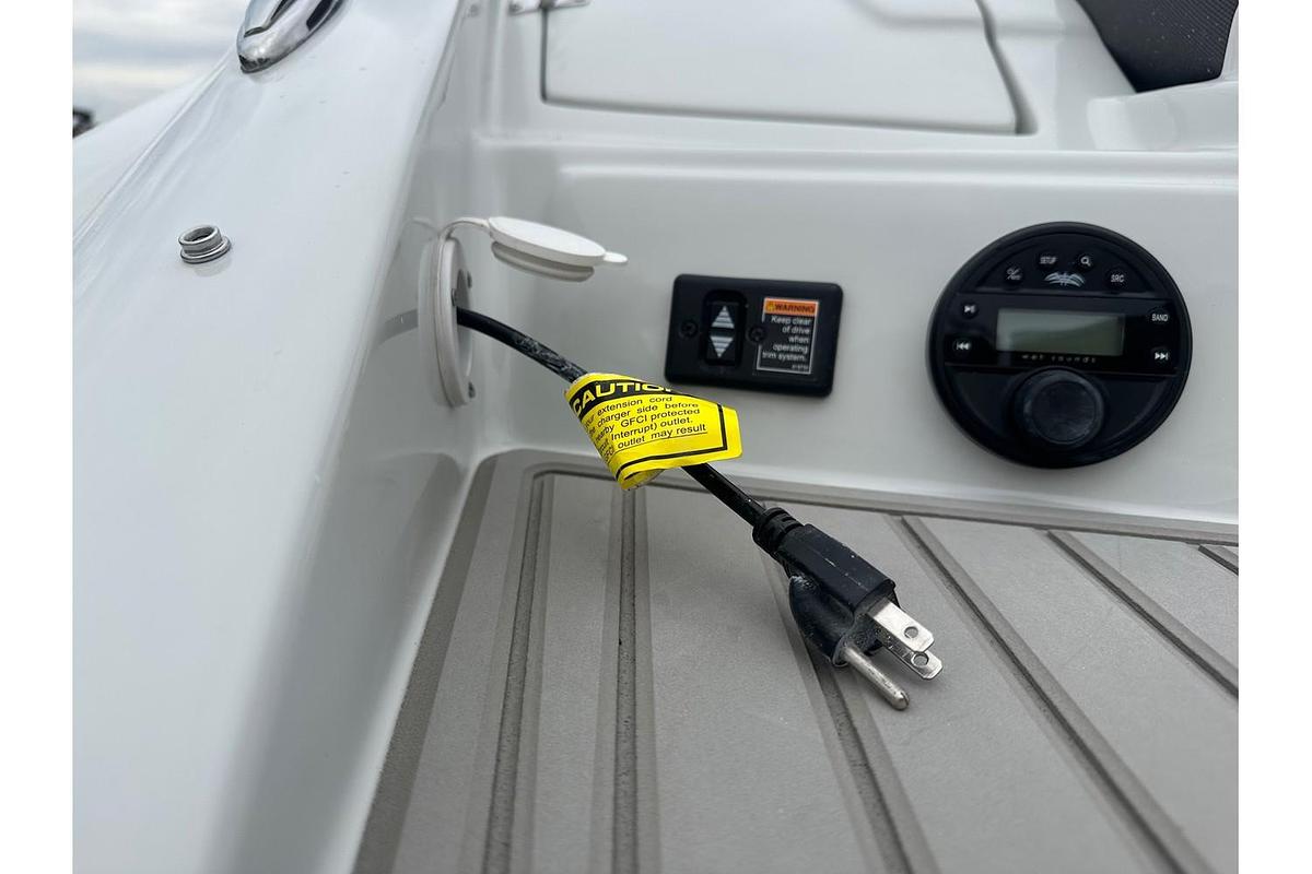 2025 Crownline SS Series 290 SS