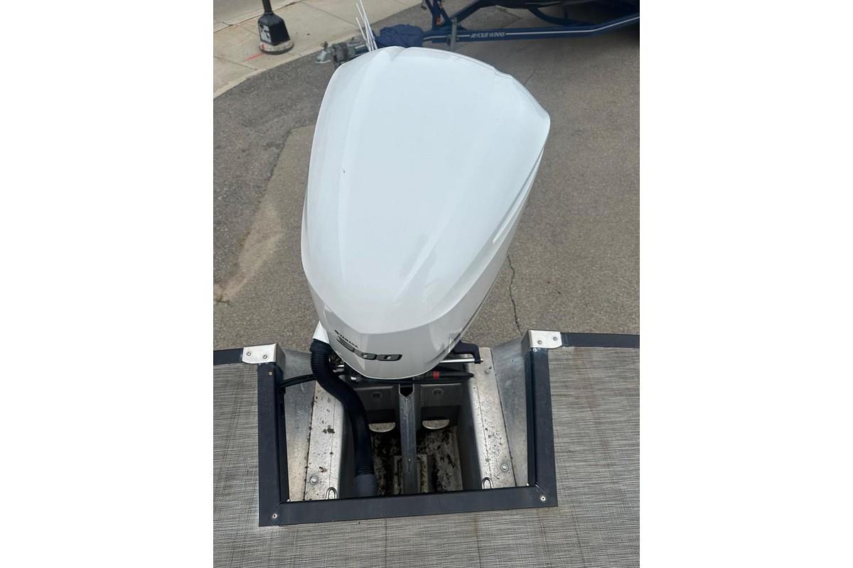 Used 2020 Bennington 23 RXFBASG