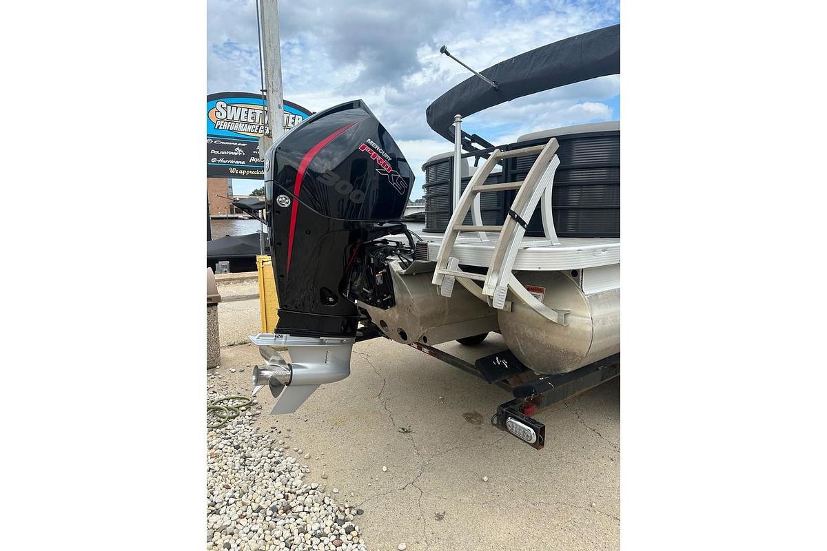 Used 2021 Bennington 25 LCW
