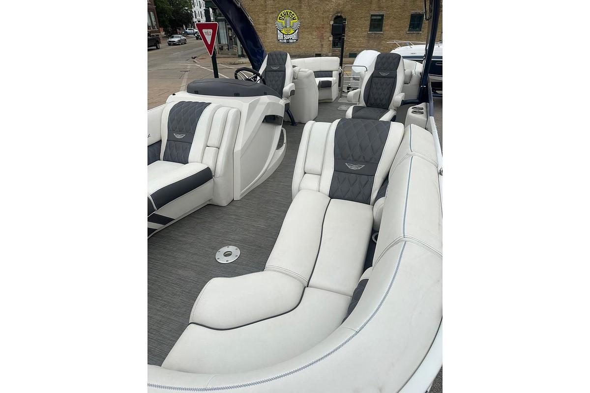 Used 2020 Bennington 23 RXFBASG