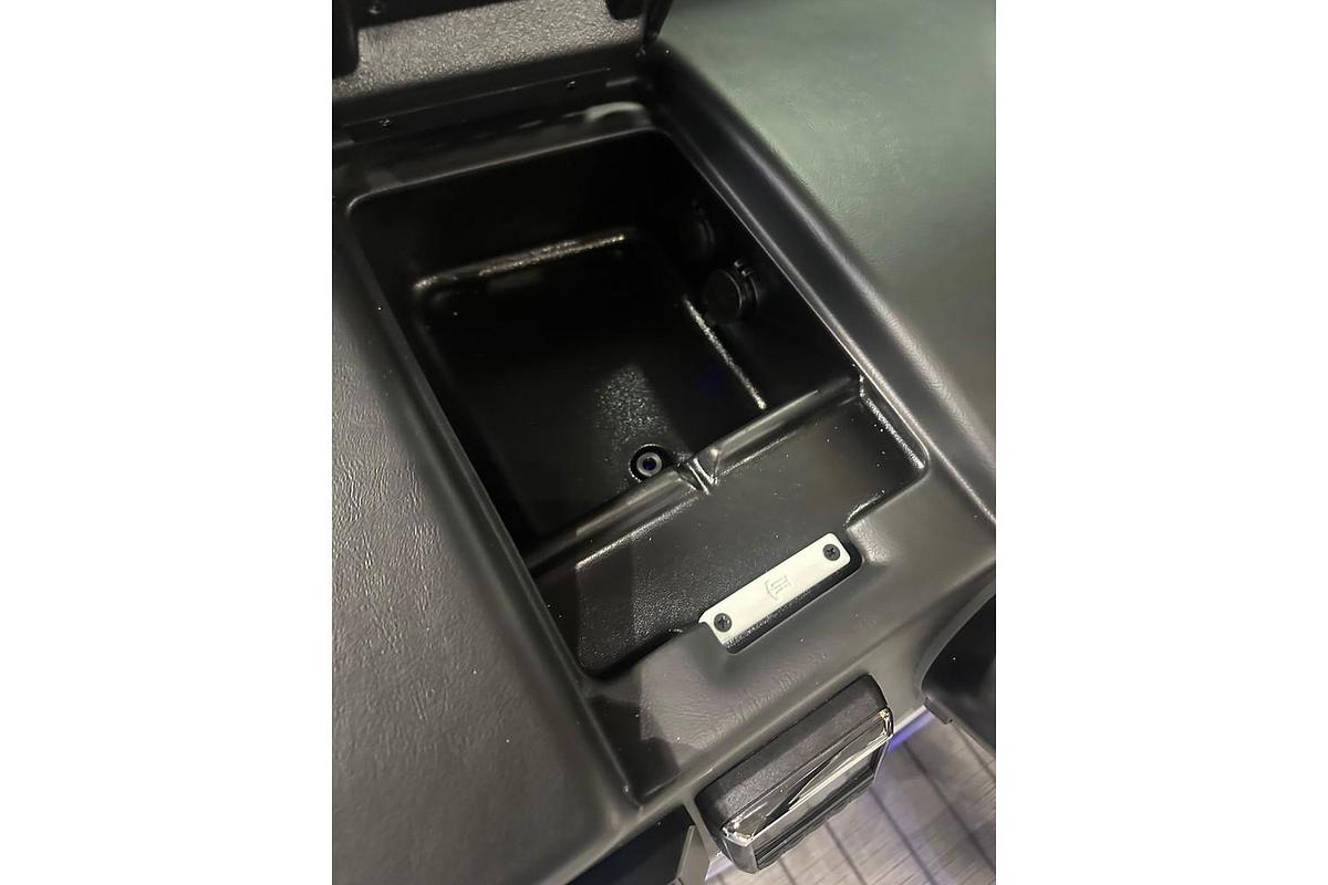 2024 Manitou LX 23 Rear Facing X-Treme Windshield (Rfxw)