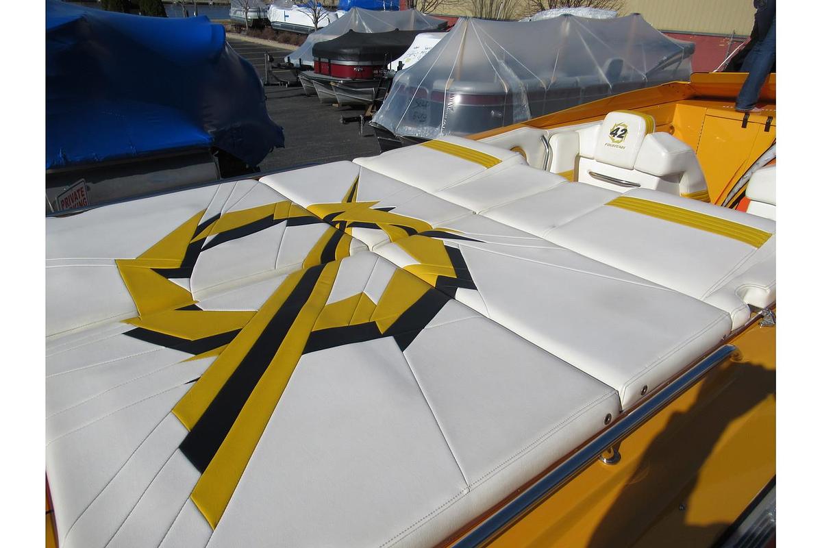 Used 1998 Fountain Boats 42 Lightning