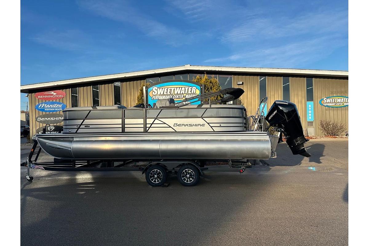 2026 Berkshire Pontoons Series 24RFX CTS